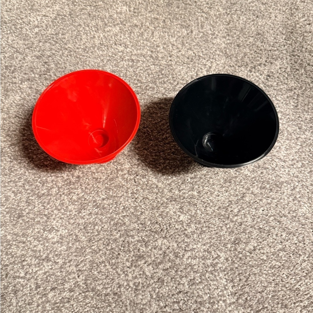 Red and Black Ice Scraper Cone for car windows ( no blue no green ) - Picture 8 of 10